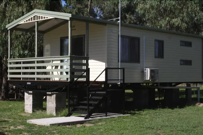 Murray River Hideaway Holiday Park - Image 1