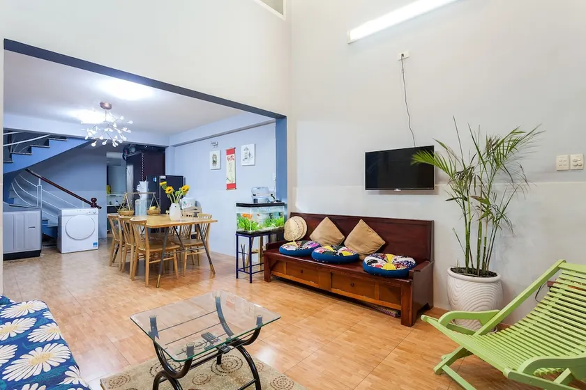Lala House - Image 1