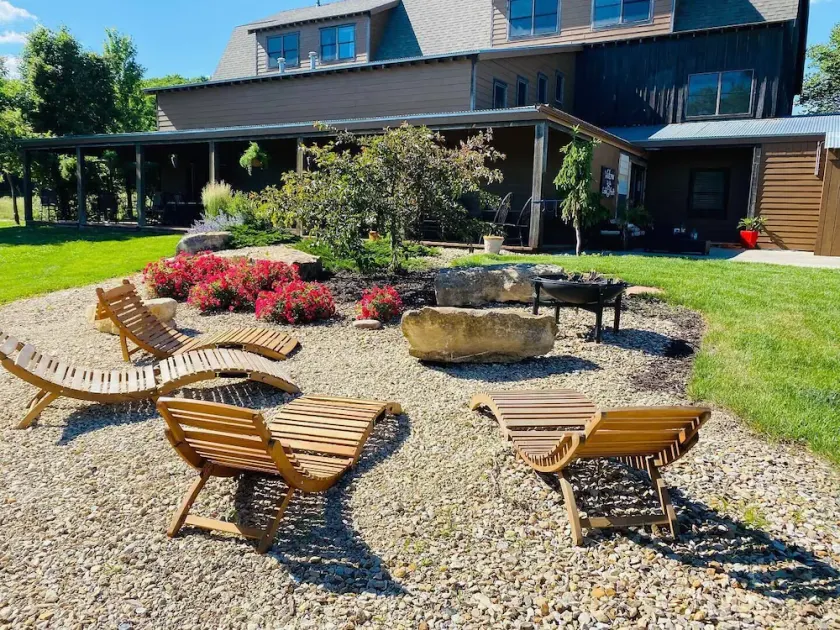 Circle S Ranch & Country Inn - Image 1