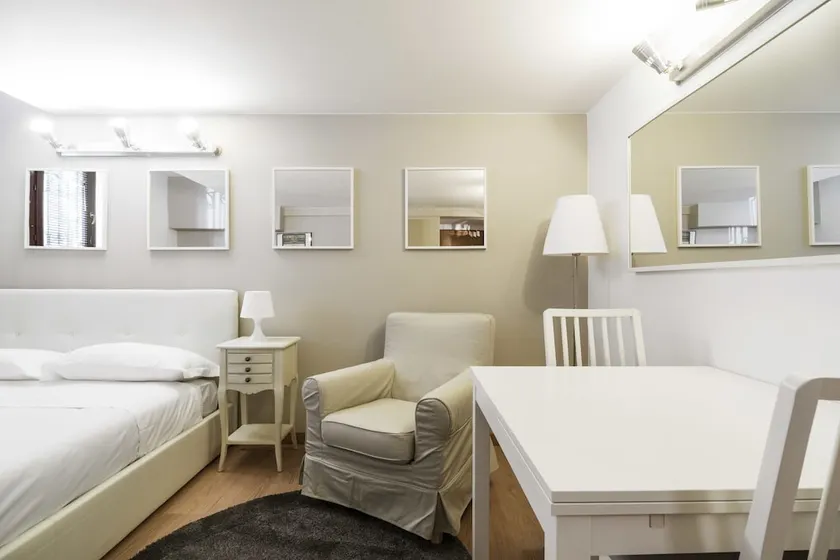 Cadona Center Studio - Image 1