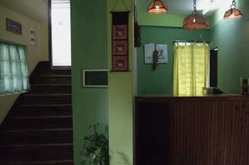 Hotel The Komfort Inn - Image 1