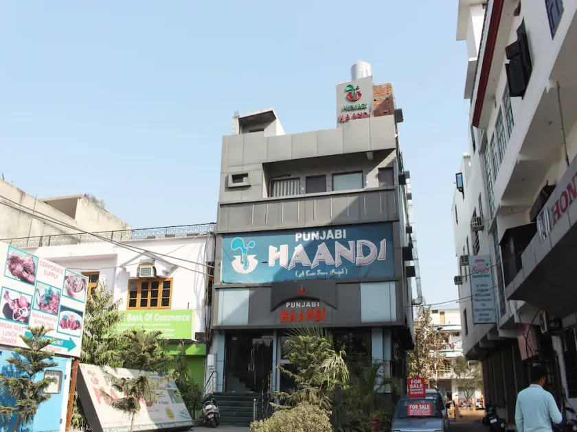Home Stay Punjabi Handi By OYO Rooms - Image 1