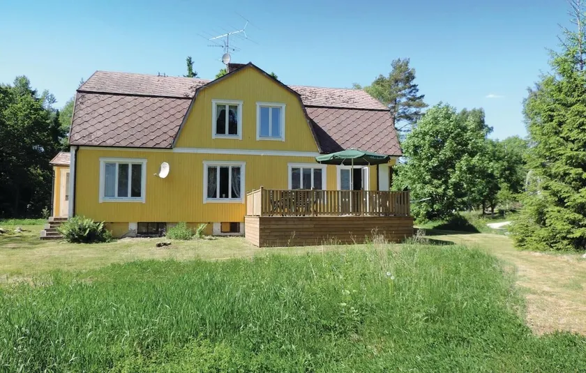 Nice Home in Markaryd With 6 Bedrooms and Sauna - Image 1