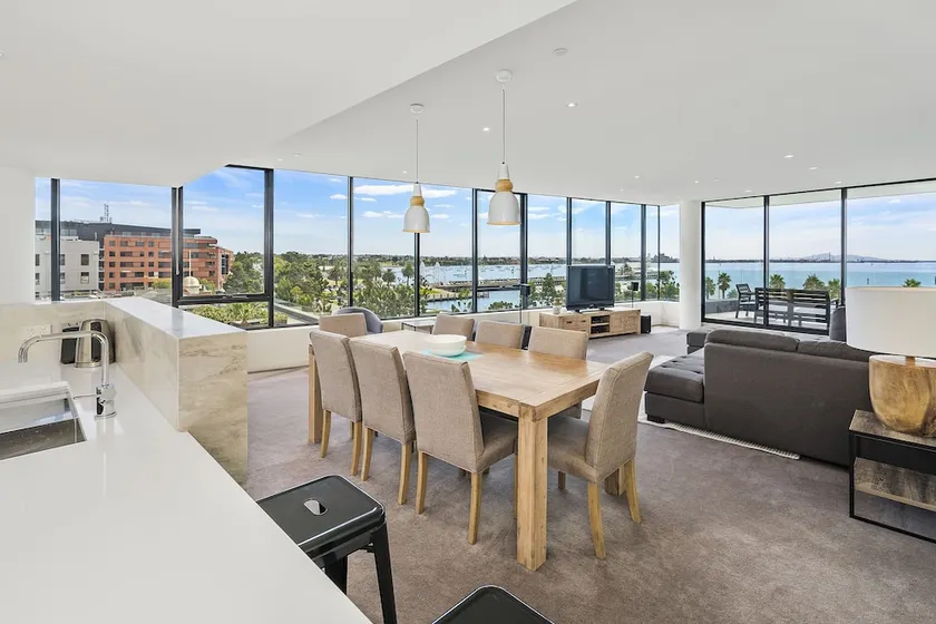 Edgewater Penthouse - Image 1