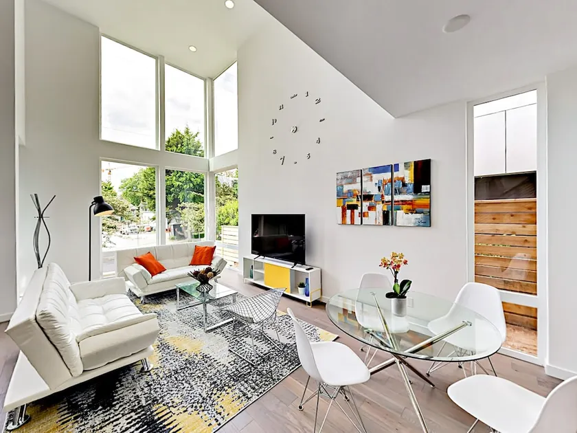 3br W/ Rooftop Patio On Capitol Hill 3 Bedroom Townhouse - Image 1