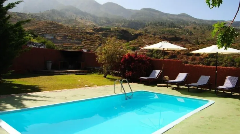 Casa del Cura Viejo - Image 1