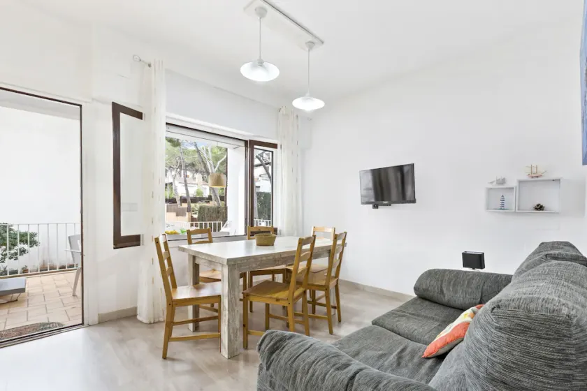 Apartment- Blanch - Image 1