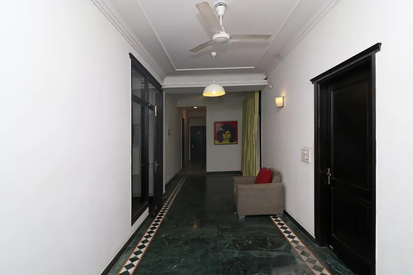 OYO 68886 Hotel Raj International - Image 1