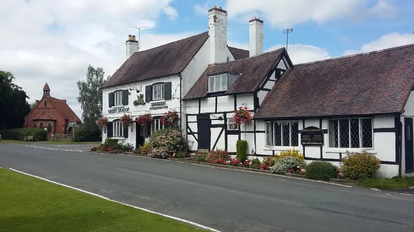 The Green Dragon Inn - Image 1