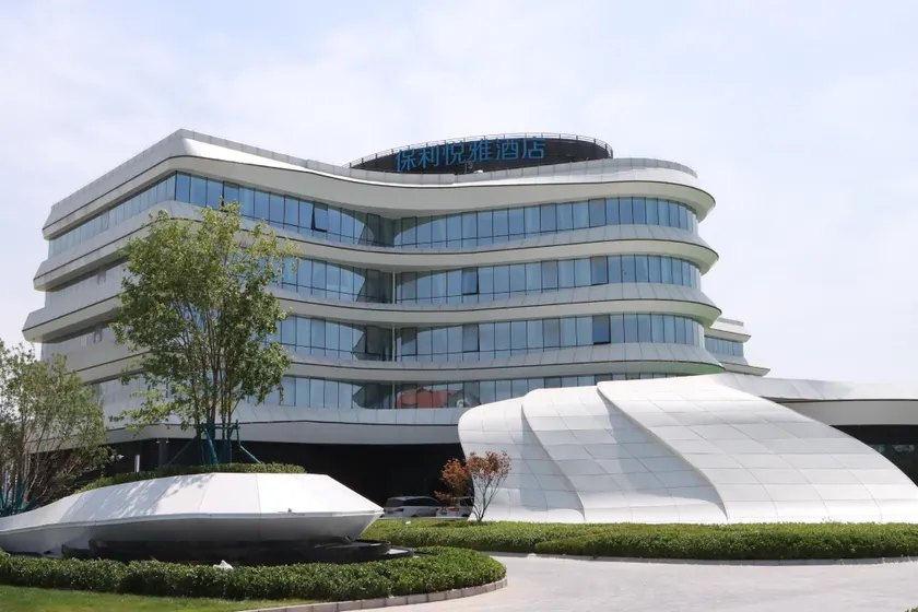 La Yarda Hotel Dezhou - Image 1