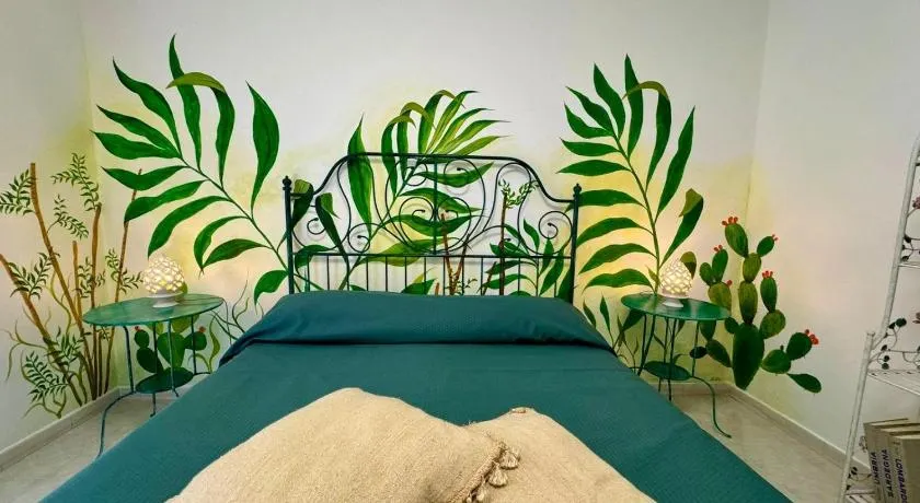Jungle Rooms - Image 1
