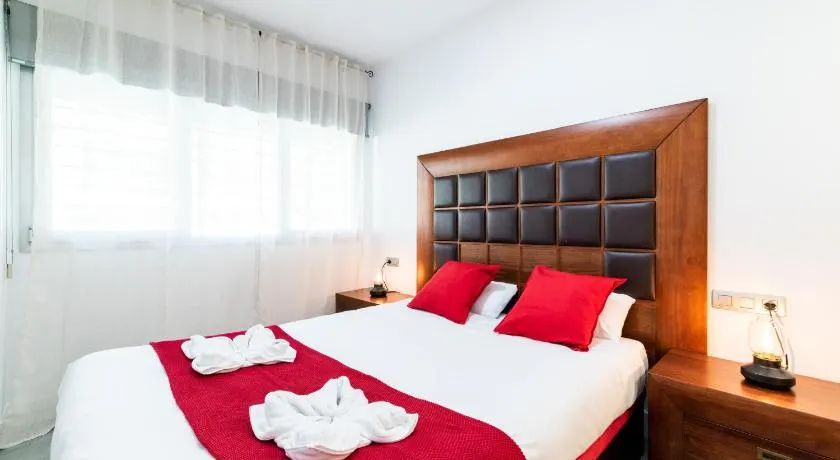 tuGuest Avd Investigacion City Center Apartment - Image 1