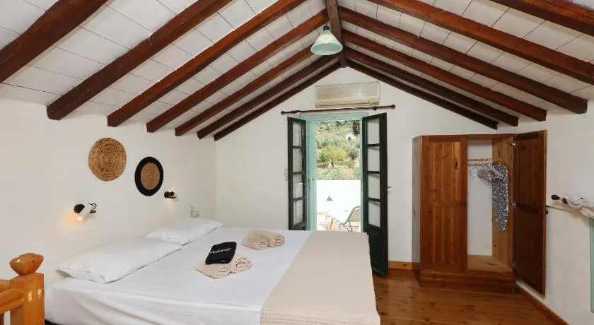 Skopelos Evergreen Apartments - Image 1