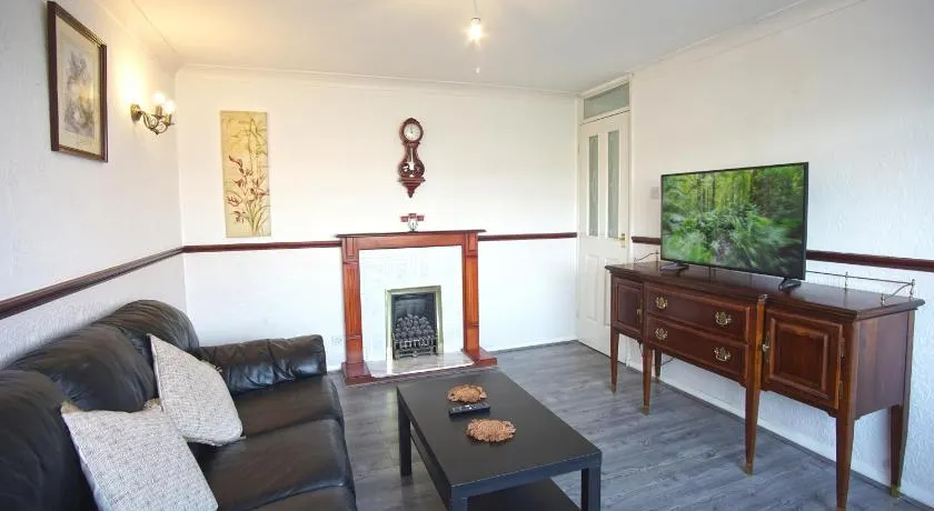 The Leigh Nest - Image 1