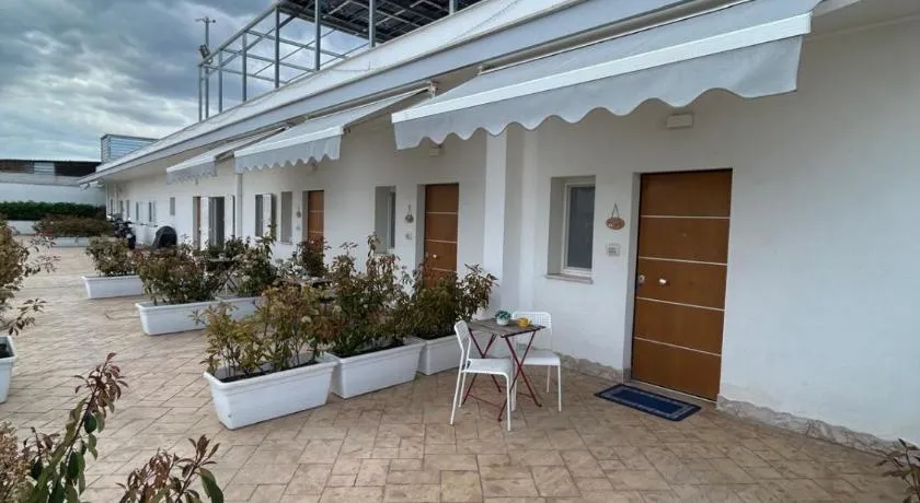 Park and House Sopramarzo - Image 1