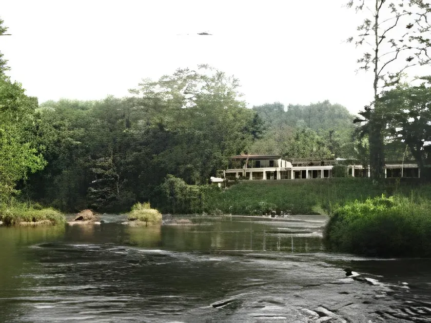 Kitulgala Rest House - Image 1