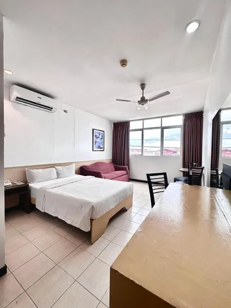 Hotel Pier Cuatro - Image 1