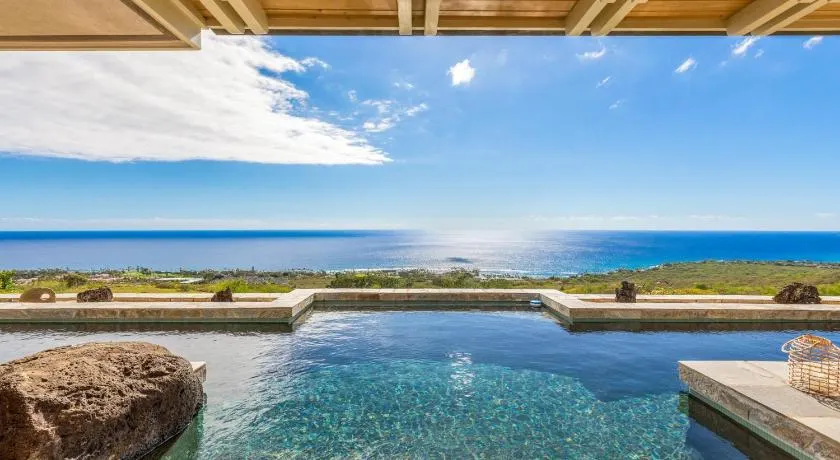 Waterfall House: 4 BR / 3. 5 BA maison indépendante à Kailua-Kona, pour 8 personnes - Image 1