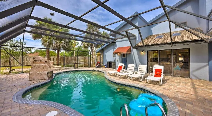 Lovely Palm Coast Retreat w/ Outdoor Kitchen - Image 1