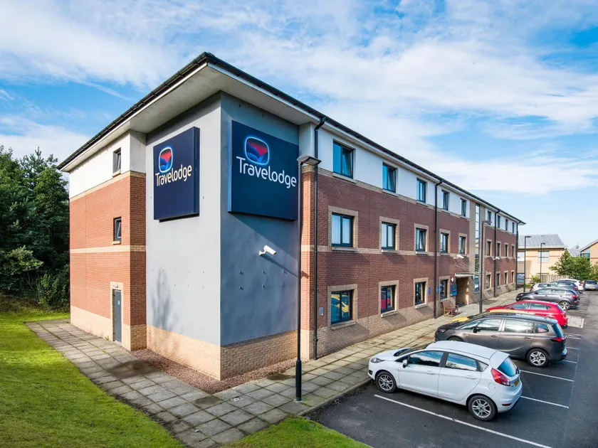 Travelodge Dunfermline - Image 1