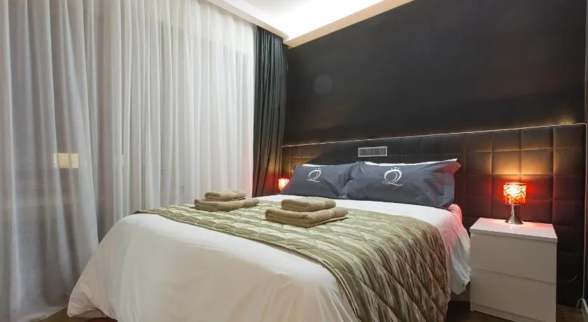 The Queen Luxury Apartments - Villa Medici - Image 1