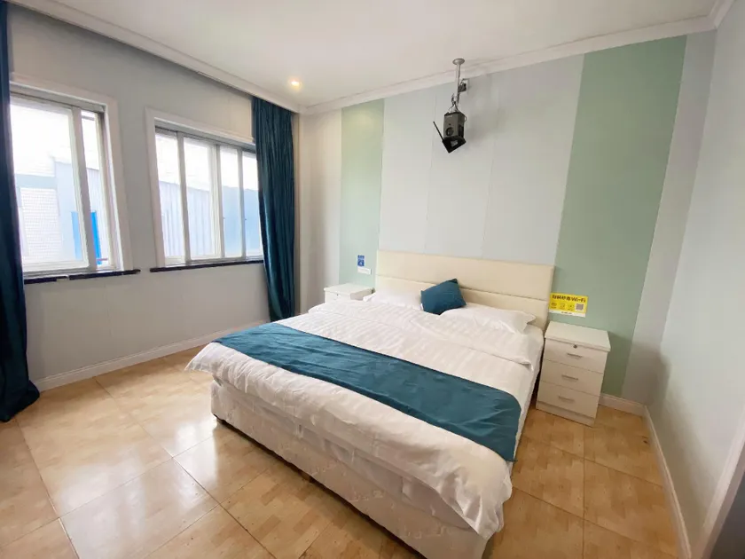 Yixin Business Hotel (Taizhou Luqiao Shili Changjie Branch) - Image 1
