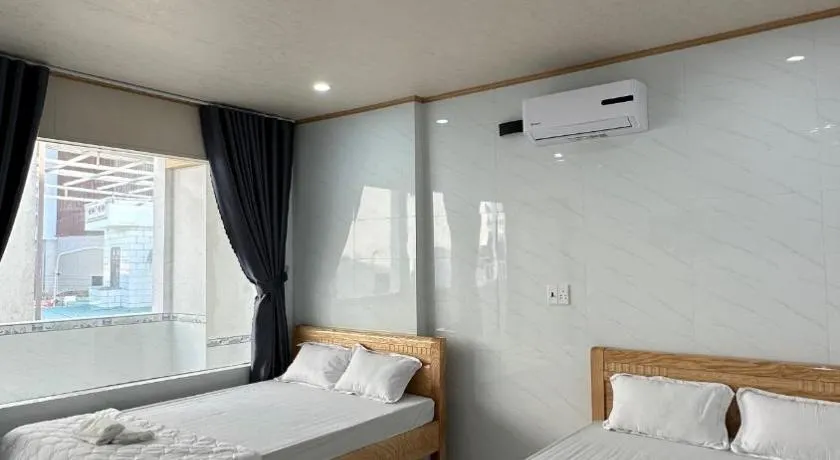 Motel Mỹ Linh 976 - Image 1