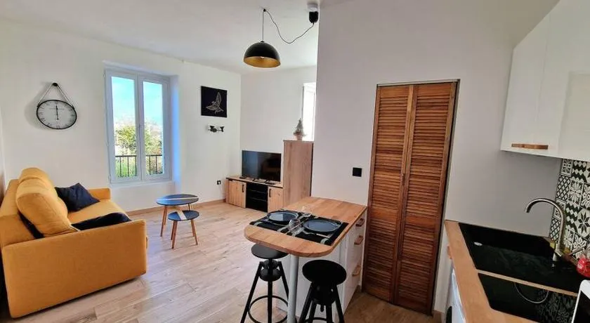 Appartement jolie vue / proche rue de Siam - Image 1