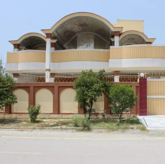 Hoti Inn Hotel - Image 1