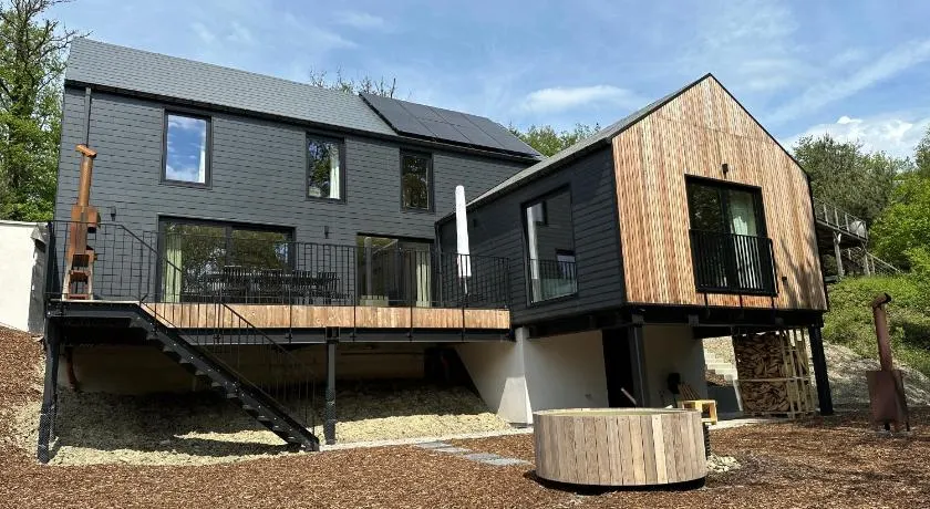 Living Lodges - Designer Lodge - Scandi Lodge - Image 1