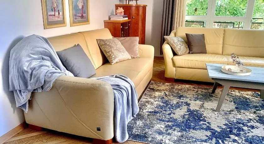 Wielki Błękit Apartament z salonem i dwiema sypialniami - Image 1