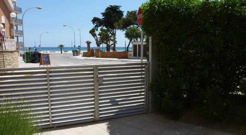 AT117 Planta baja con piscina, airco y a unos pasos de la playa - Image 1