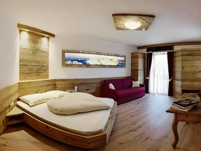 Hotel Christine - Image 1