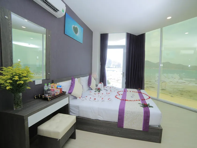 La Mer Hotel Nha Trang - Image 1