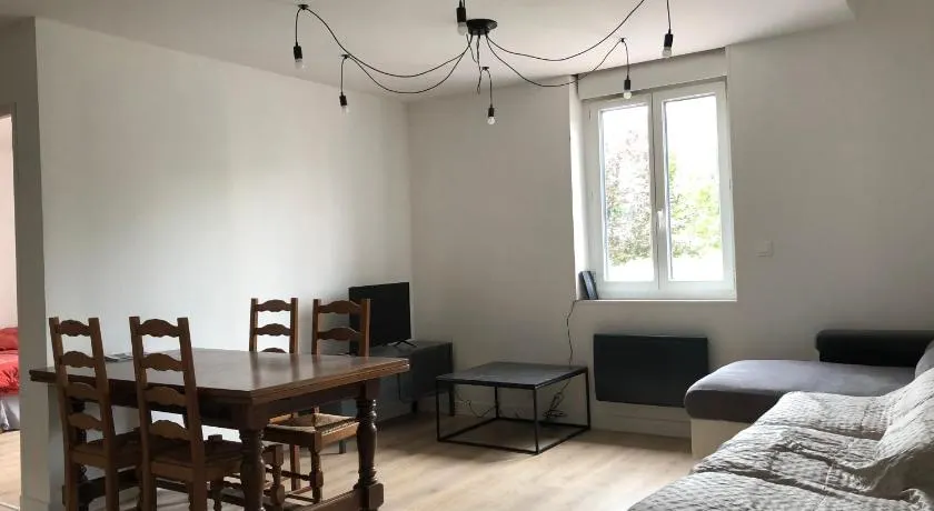 Appartement St Cyr Coëtquidan - Image 1