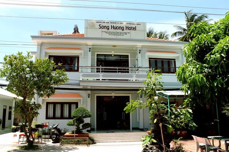 Song Huong Hotel Mui Ne - Image 1