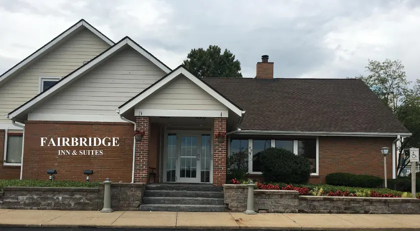 FairBridge Inn & Suites - Akron Copley Township - West - Image 1