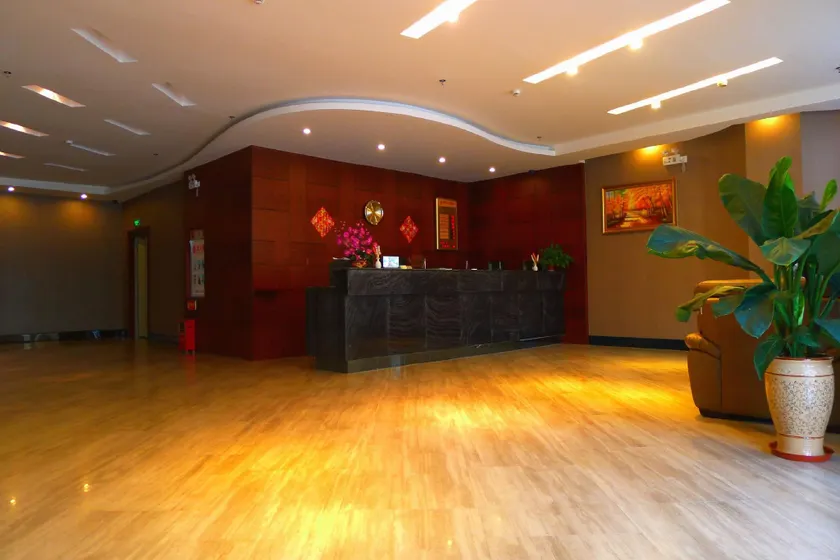 Yixin Hotel - Image 1