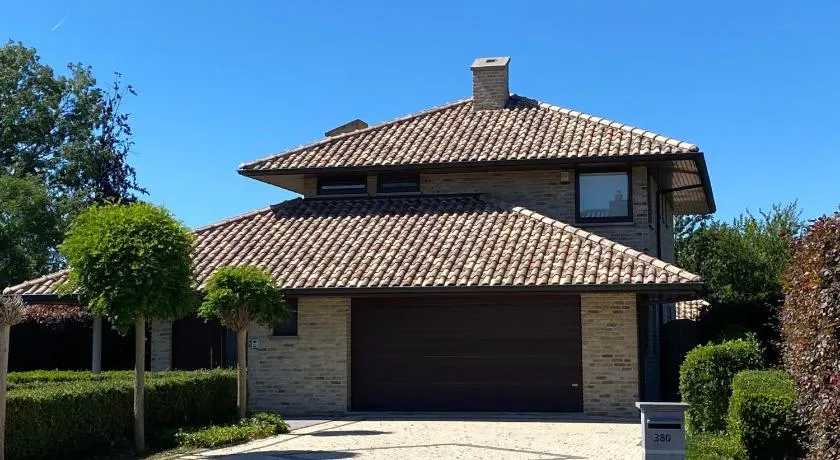 Modern Spanish Hacienda - 10km from the coast - Image 1