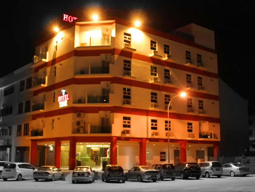Hotel Time Boutique Nilai - Image 1