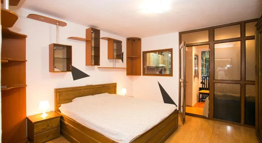 Residence 30 - Cool apartments with garden view, no air conditioning needed - Image 1