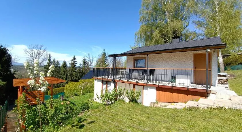 Sunny terrace - Image 1