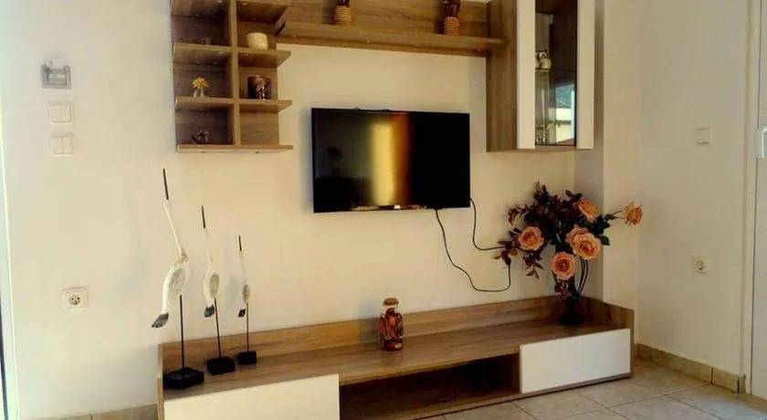 Cozy apartment in Paradisi - Image 1