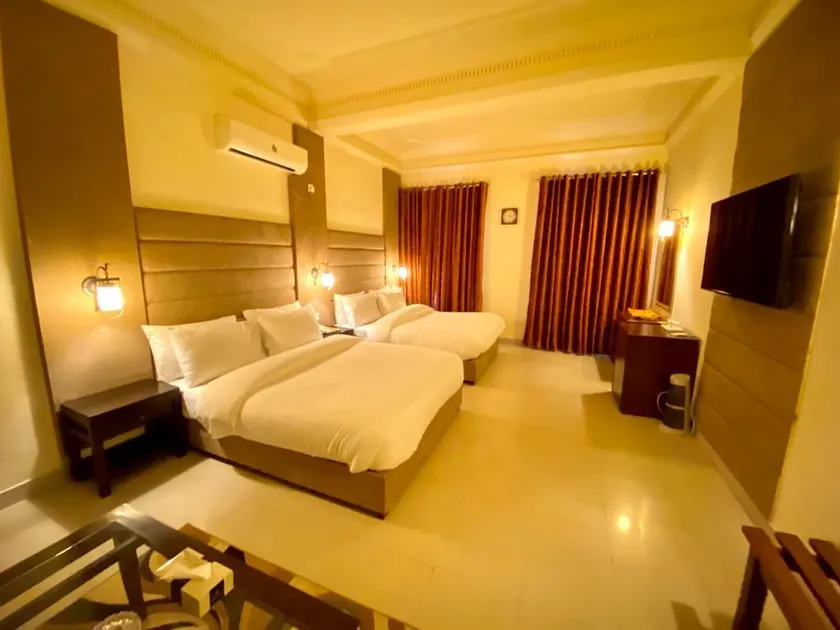Signature Residency - Image 1