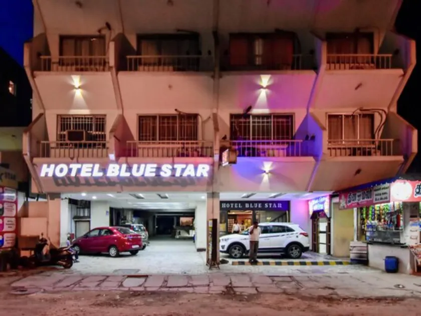 Hotel Blue Star - Image 1
