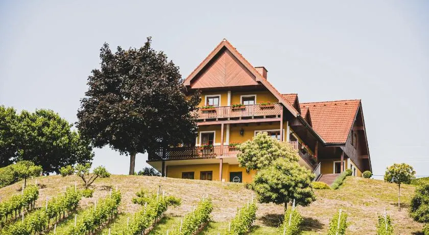 Hohler Appartement Gamlitz - Image 1