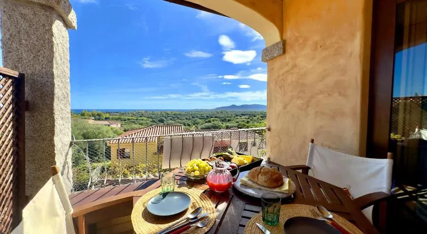 Costa Blue Holiday Home - Image 1