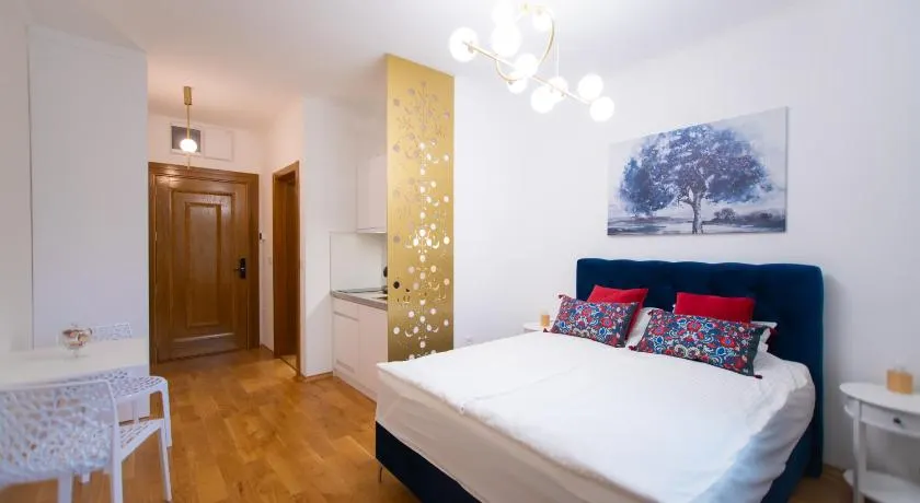 ETA APARTMENT - Image 1