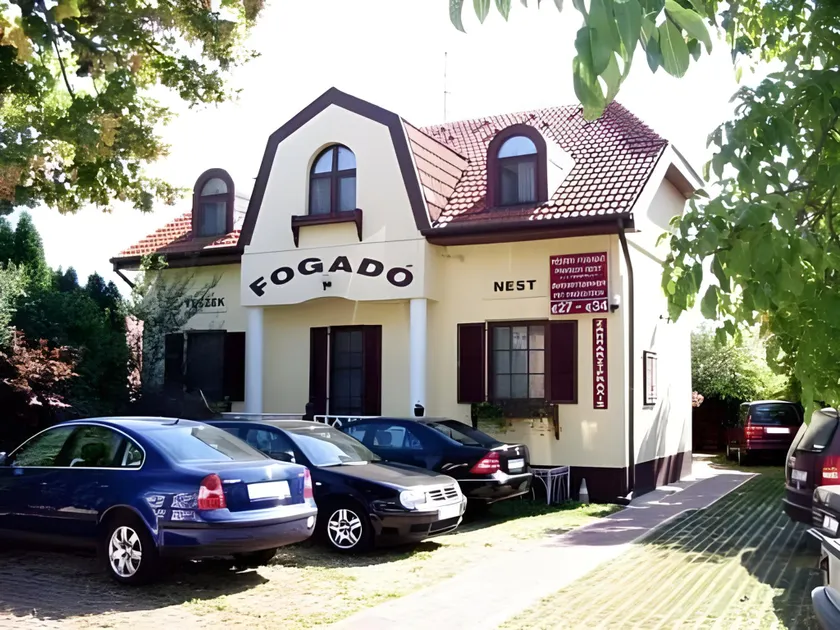 Fészek Fogadó - Pension Nest - Image 1