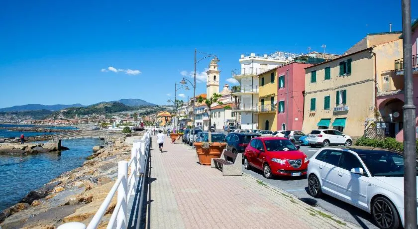 La casa di Tina a 20 metri dal mare - Image 1